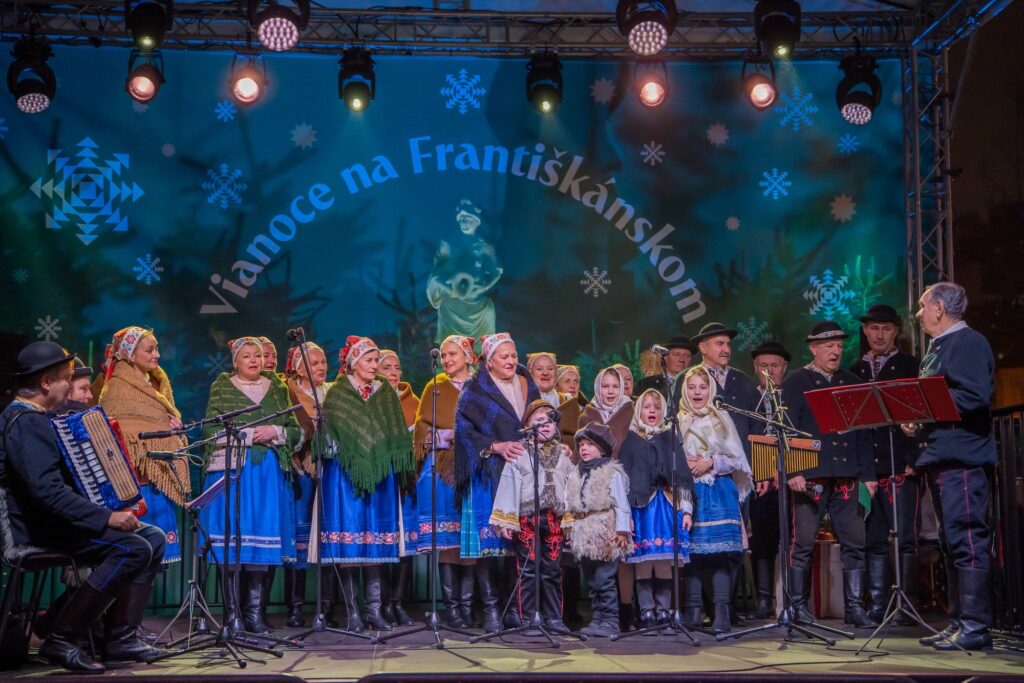 Folklórna skupina Vajnorského okrášľovacieho spolku