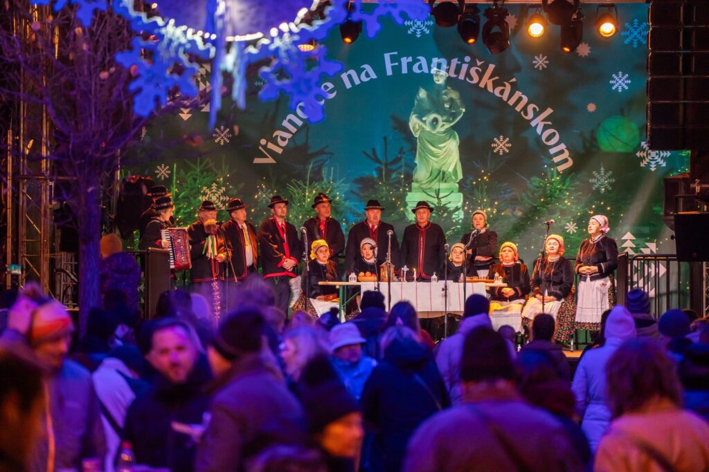 Folklórna skupina Čeľaďania, Vianoce na Františkánskom