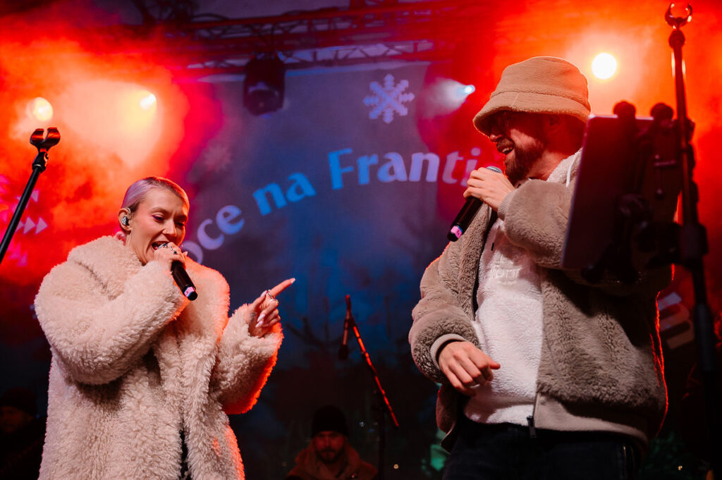 Vianoce na Františkánskom, OusOus